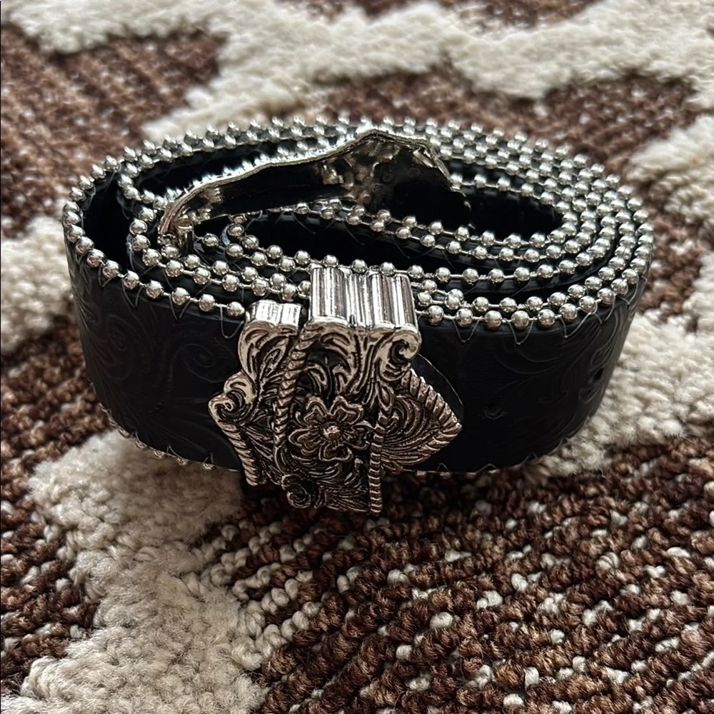Elegant Black and Silver Embellished Belt